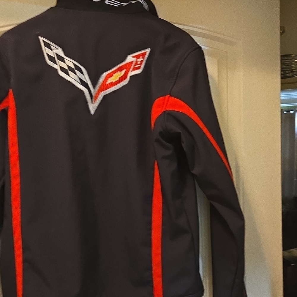 Calhoun Women's Corvette Black and Red Bomber Jacket - Picture 5 of 8